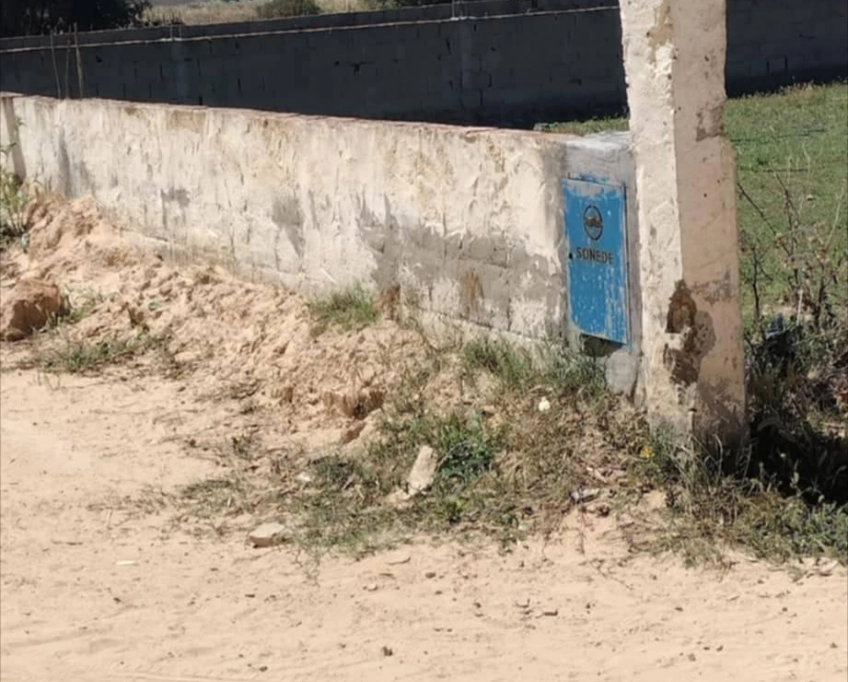 Un lot de terrain près de la plage à vendre