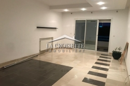 Appartement s+3 à la marsa mal3102