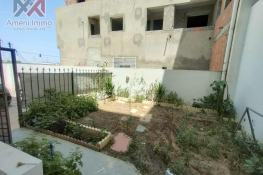 A vendre appartement s+2 haut standing avec un jardin privé - rdc à el mourouj 6.