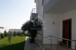 2 étages de villa indépendans à hammamet sud à vendre 51355351