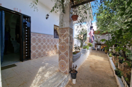 Maison s+2 avec jardin à vendre à hammamet sud 51355351