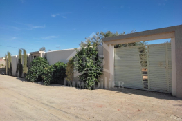 Terrain clôturé de 876 m² à hammamet sud à vendre 51355351