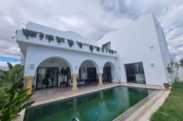 Villa pivoine (réf: l2776)