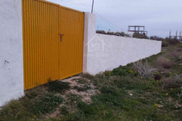 Terrain clôturé à vendre à 105 md à hammamet sud 51355351