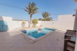 Villa avec piscine - titrée à djerba midoun zu - réf v688