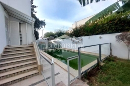 Villa s+5 avec piscine à la marsa mvl1621