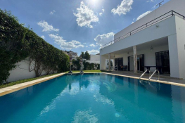 Villa oria(réf: l3262)