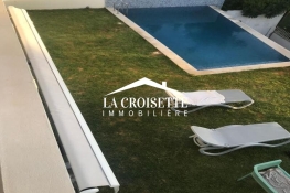 Rez-de-chaussée de villa s+4 avec piscine à gammarth zrcl029