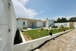 Charmante villa avec piscine à vendre à hammamet sud51355351