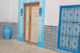 Maison arabesque s+5 à vendre à korba 51355351