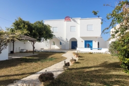 Villa avec étage indépendant à djerba tezdaine za - réf v673