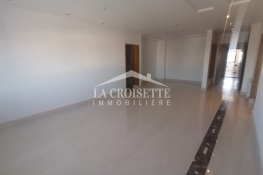 Appartement s+3 à la marsa mal1199