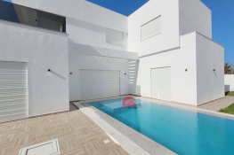 Villa avec piscine à mezraya djerba za - réf v620