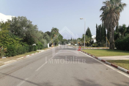 Un terrain clôturé de 327 m² à vendre à la zone touristique 51355351