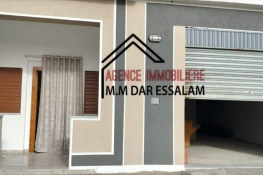 maison indépendante avec un garage près de toute commodités