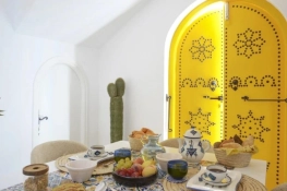 Villa de standing meublée à louer à Kélibia – 5 suites – piscine, hammam, jacuzzi