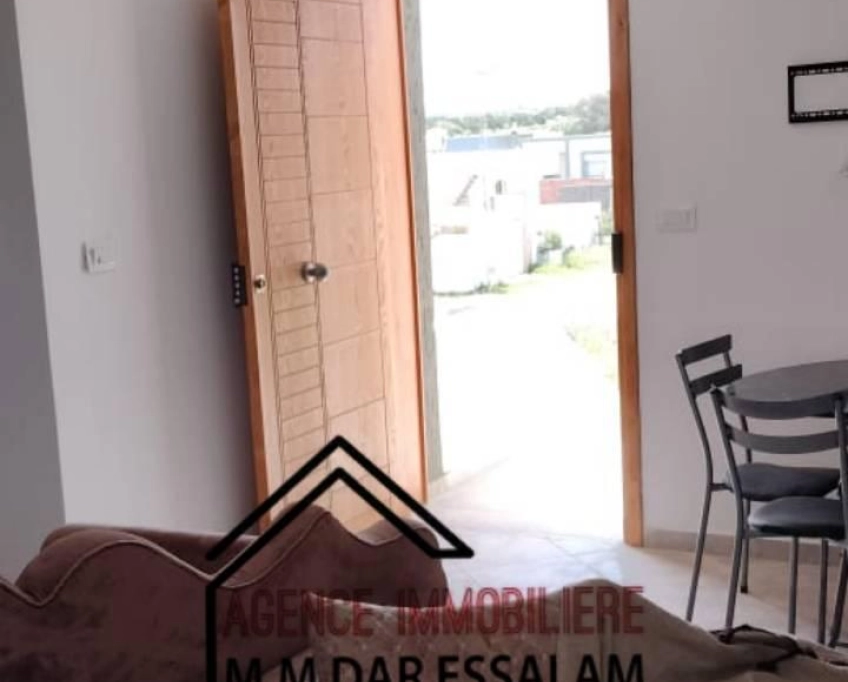 Maison indépendante avec un jardin près de la mer