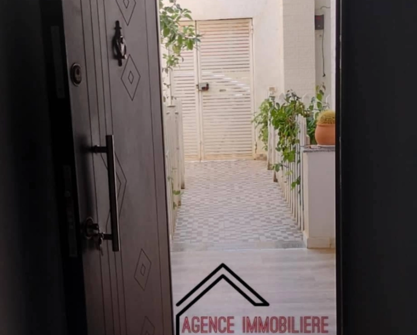 Villa r2 à vendre à el haouaria