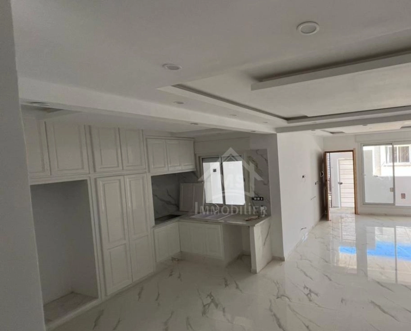 Charmant triplex tout neuf à hammamet sud à vendre 51355351