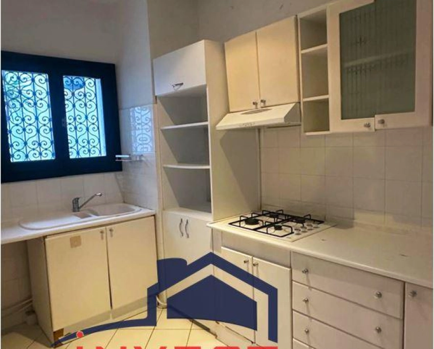 Duplex s+3 avec terrasse et jardin à gammarth supérieur