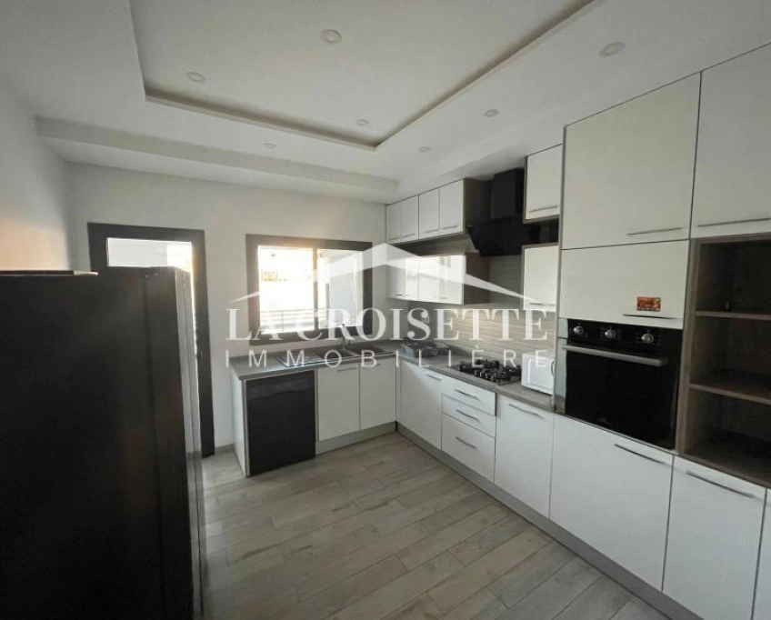 Appartement s2 meublé à ain zaghouan nord mal1728