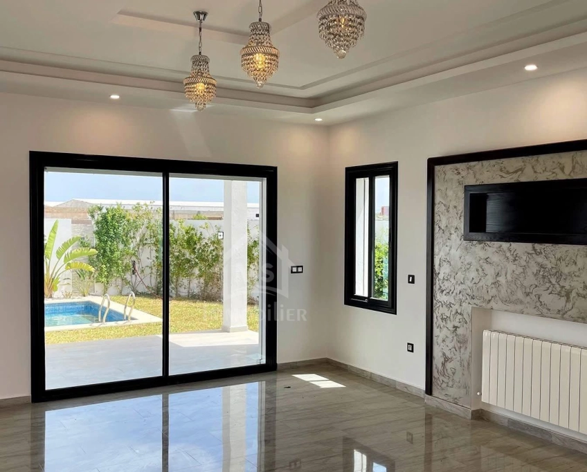 Villa s+4 toute neuve avec jardin et piscine à hammamet sud 51355351