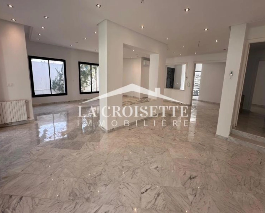 Villa s4 avec piscine à la soukra mvl0057