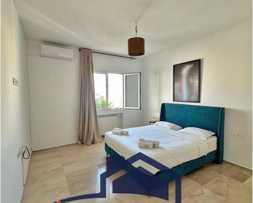 Duplex s+3 vue mer au golden tulip gammarth