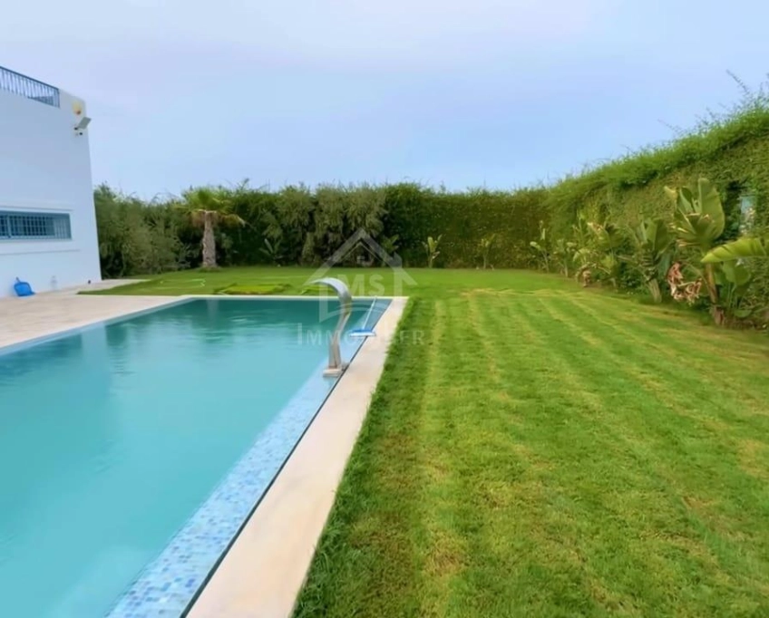 Ville de lux avec piscine à vendre à hammamet sud 51355351