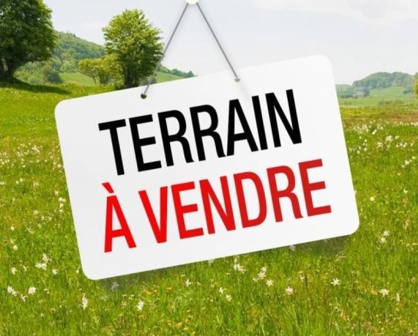 Beau terrain de 450 m² à la soukra