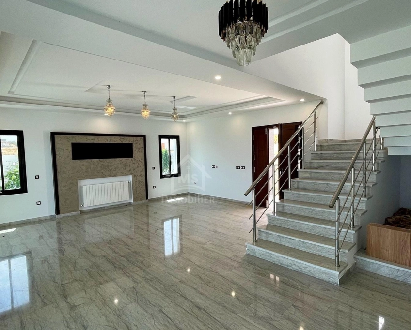 Villa s+4 toute neuve avec jardin et piscine à hammamet sud 51355351