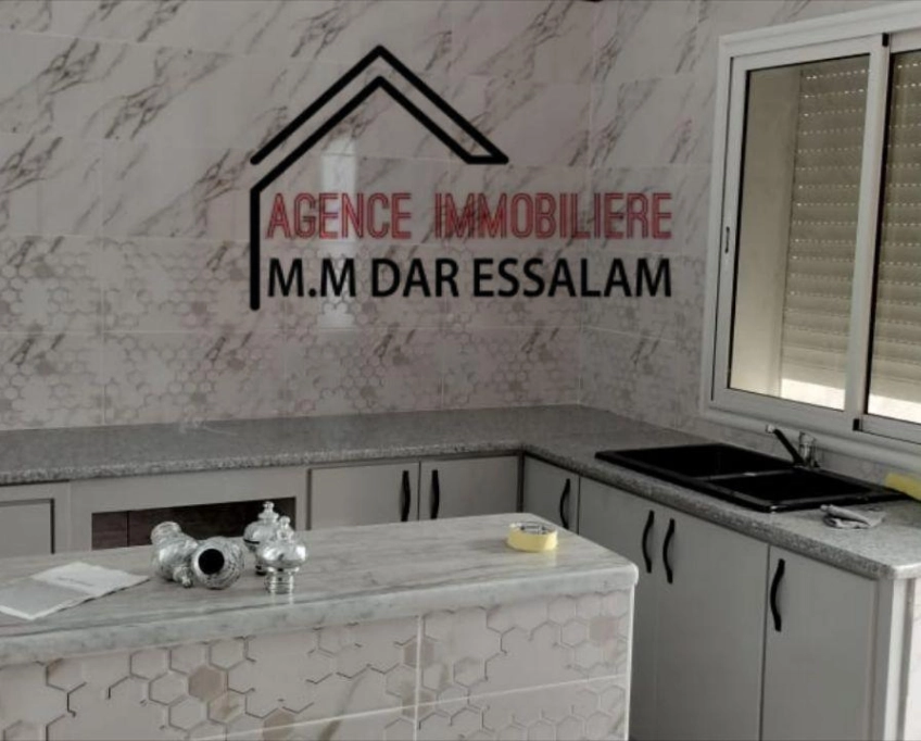 Maison indépendante avec un garage près de toute commodités