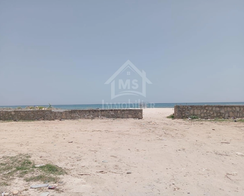 Un lot de terrain de 870 m² à vendre à korba 51355351