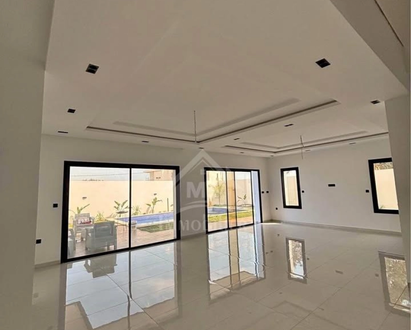 Villa avec piscine et jardin à hammamet sud à vendre 51355351