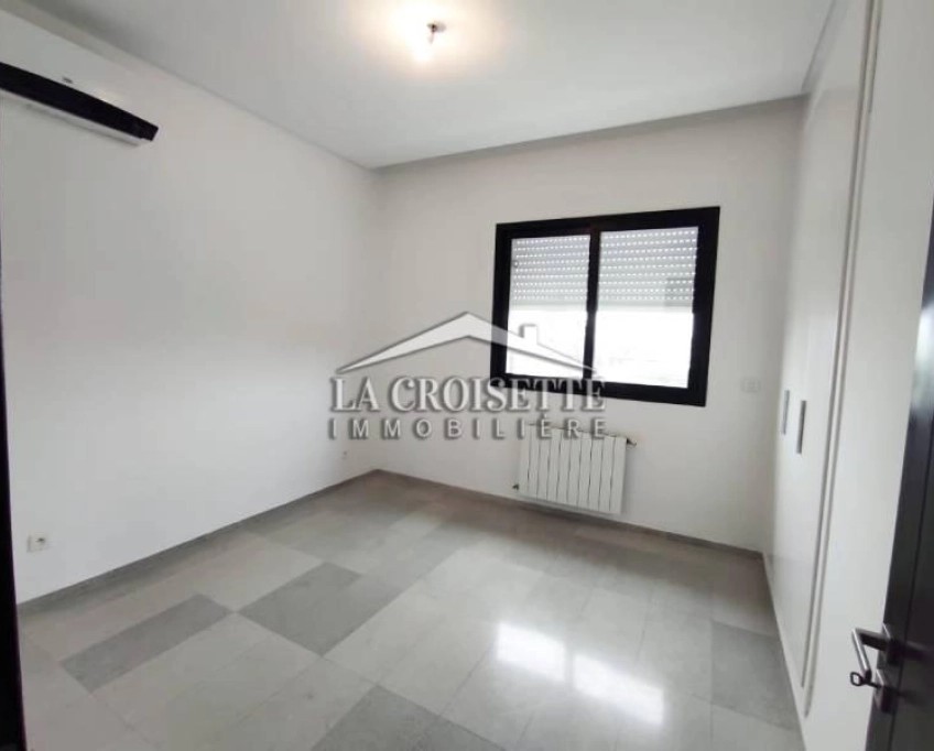 Appartement s3 avec chambre de service à la marsa mal1886