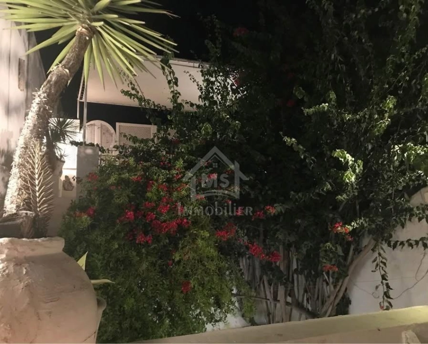 Maison arabesque s+2 meublée à vendre à hammamet centre ville 51355351