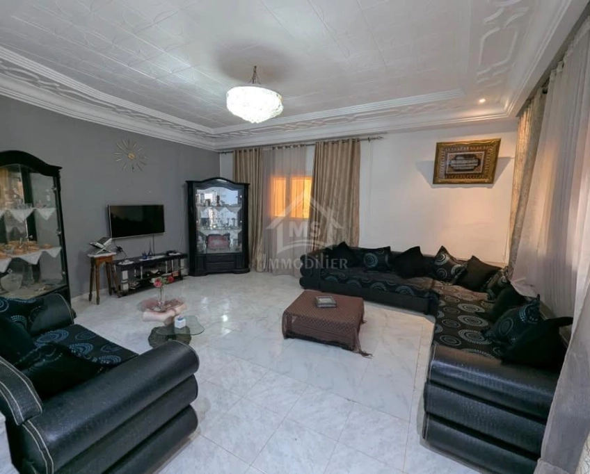 Maison s+2 avec jardin à vendre à hammamet sud 51355351