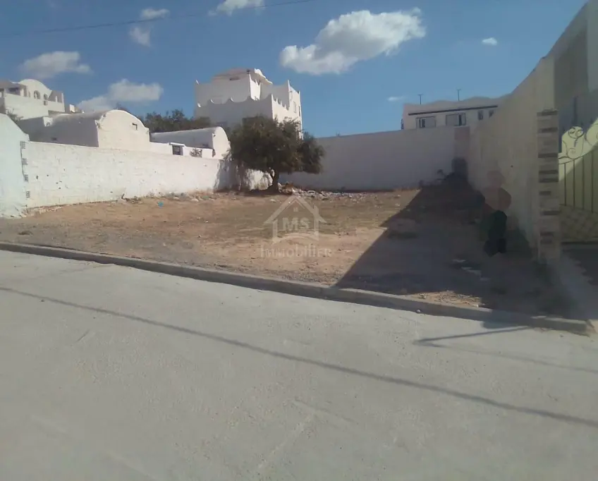 Terrain de 347 m² à vendre à hammamet centre ville 51355351