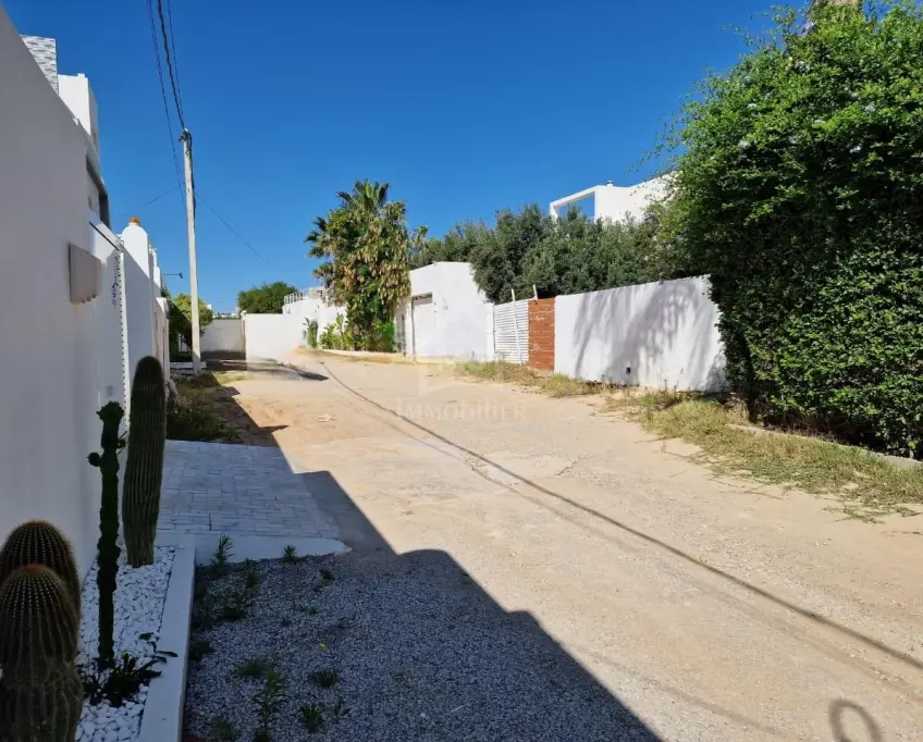 Terrain constructible de 520 m² à mrezga à vendre 51355351