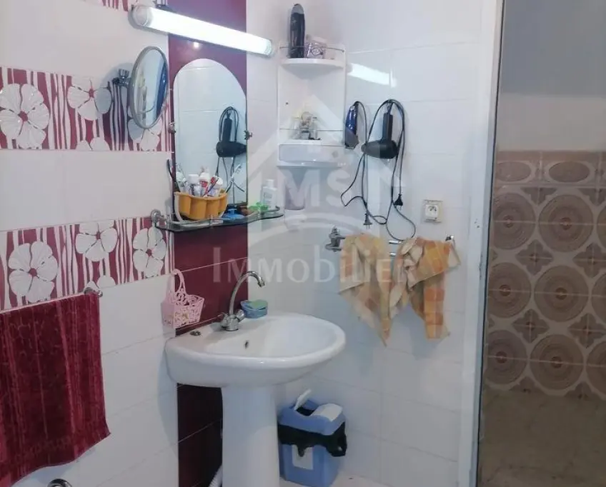 Maison s+2 avec jardin à vendre à hammamet sud 51355351