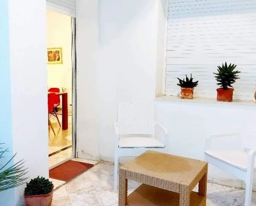 S2 meublé ennasr2 excellent pour étranger à l'année