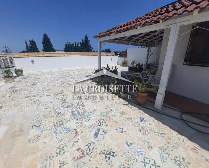 Duplex s2 meublé à la marsa zdl0460