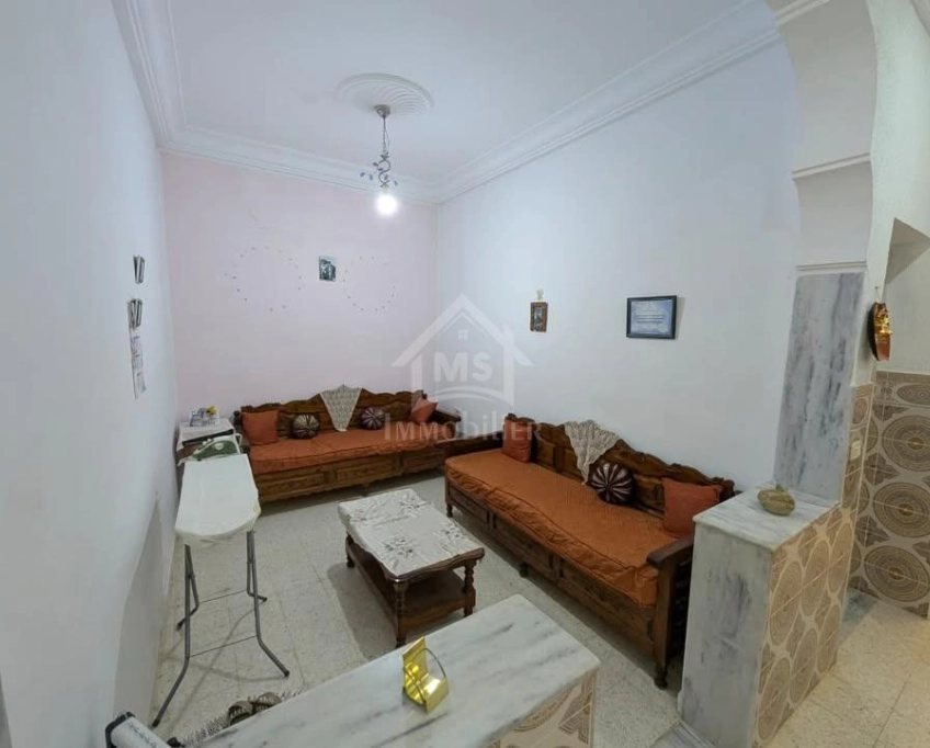 Maison s+2 avec jardin à vendre à hammamet sud 51355351