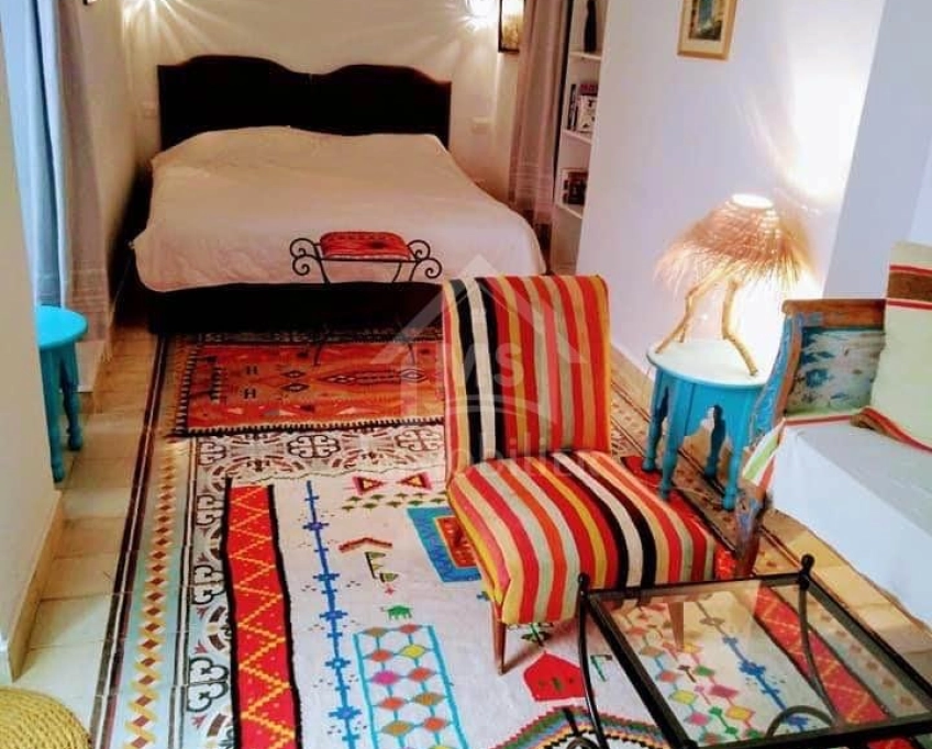 Maison arabesque avec piscine à nabeul à vendre 51355351