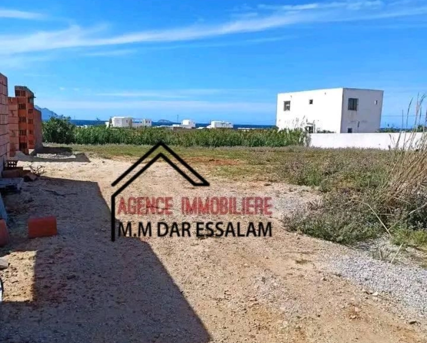 Terrain près de la mer à vendre