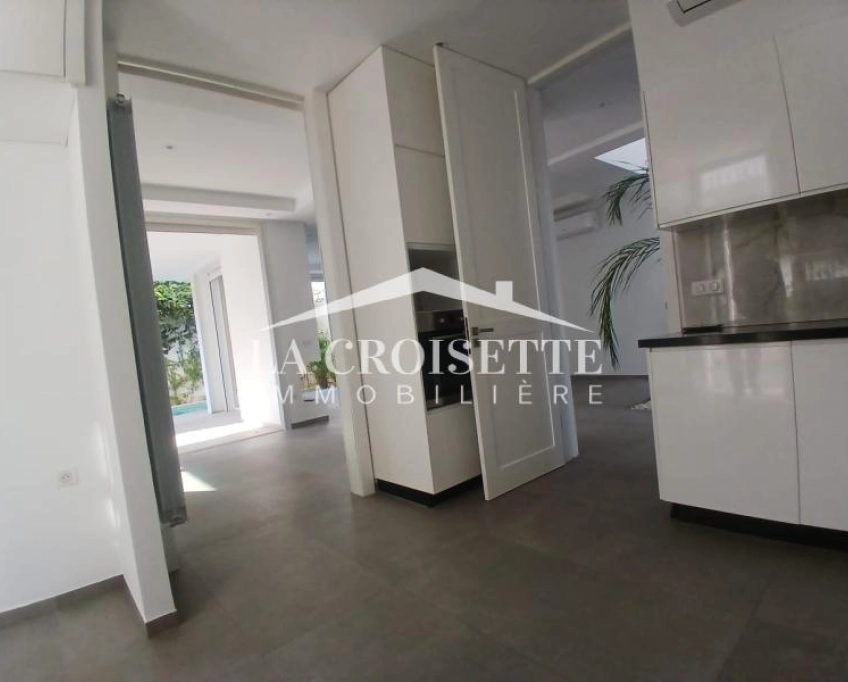 Villa s3 avec piscine à gammarth mvl0015