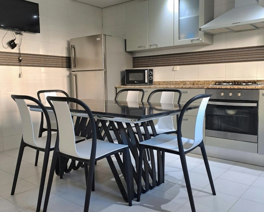 Particulier l apt s4 meublé neuf proche lac2 cité palmeraies l'aouina