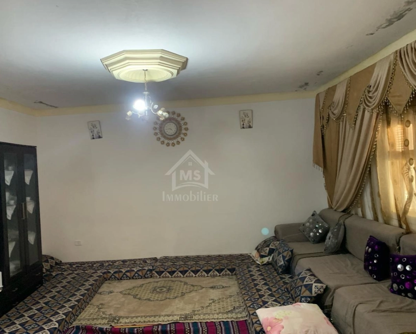 Spacieuse maison s+2 avec jardin à hammamet sud à vendre 51355351