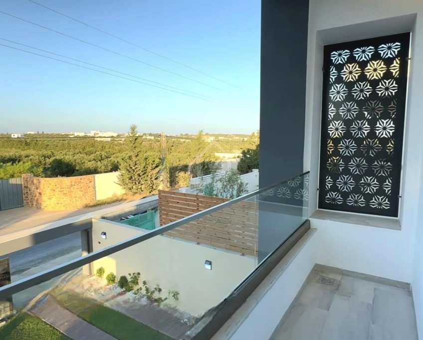 Villa s+4 toute neuve avec piscine et jardin à hammamet sud 51355351