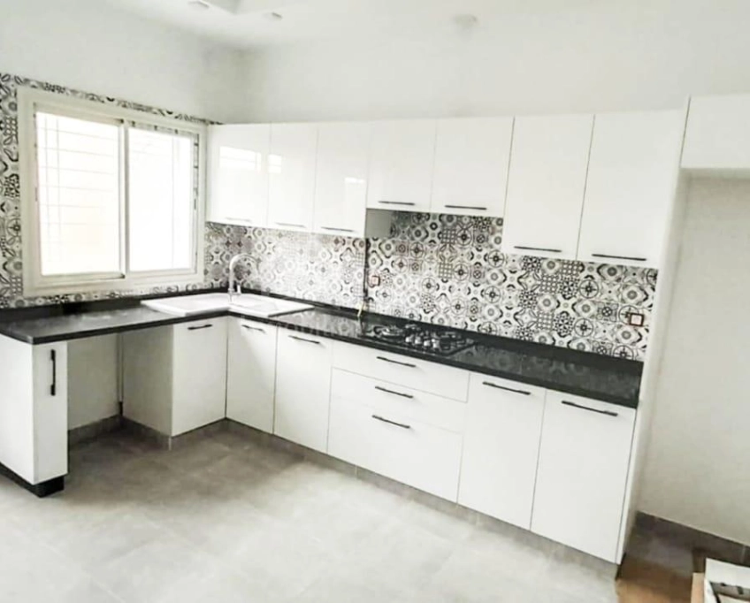 Une villa s+3 toute neuve à vendre à afh mrezga 51355351